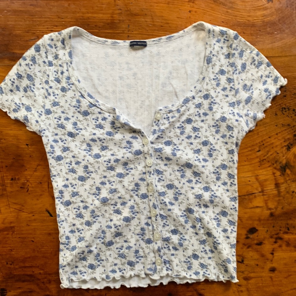 NWOT ditsy floral crop top Brandy Melville